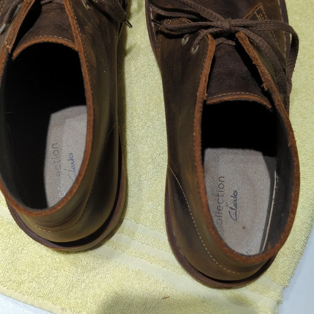 Classic Clark's Brown Leather Men's Boots.. Very Nice!! Bought New ..12M